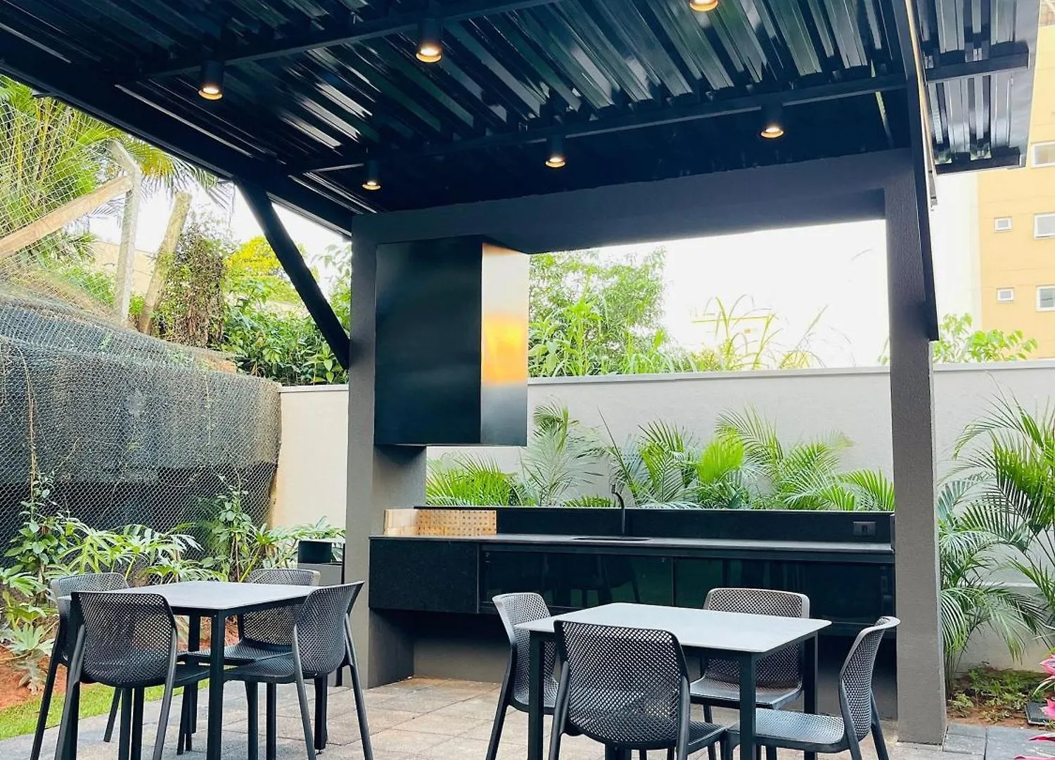 Loft Up 1309 | Mobiliado | Wifi | Piscina | Daire Blumenau Brezilya
