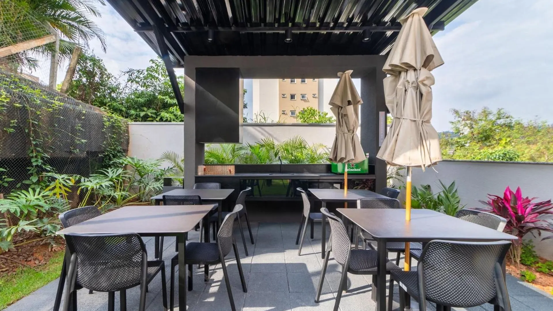 شقة Loft Up 1309 | Mobiliado | Wifi | Piscina | بلوميناو